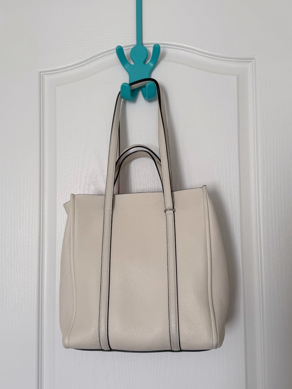 Marc Jacobs Cream Leather Tote bag
